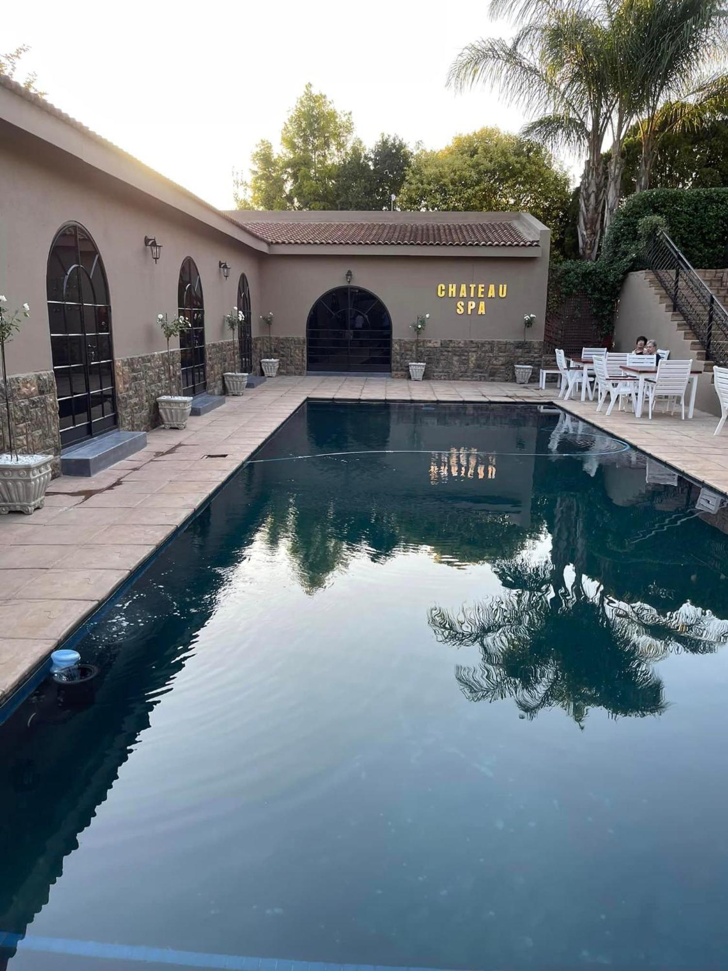 Château La Mer Exclusive Guesthouse Hartbeespoort Exterior foto